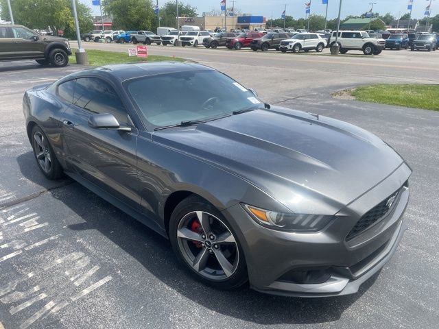 Used 2015 Ford Mustang Coupe w/ Equipment Group 051A RWD image 4
