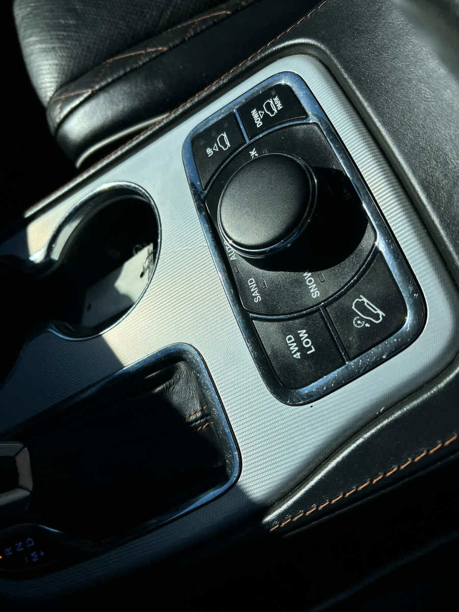 Used 2020 Jeep Grand Cherokee Summit image 30