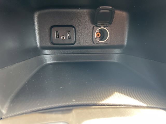 Used 2018 Chevrolet Equinox LT w/ Sun & Infotainment Package image 13