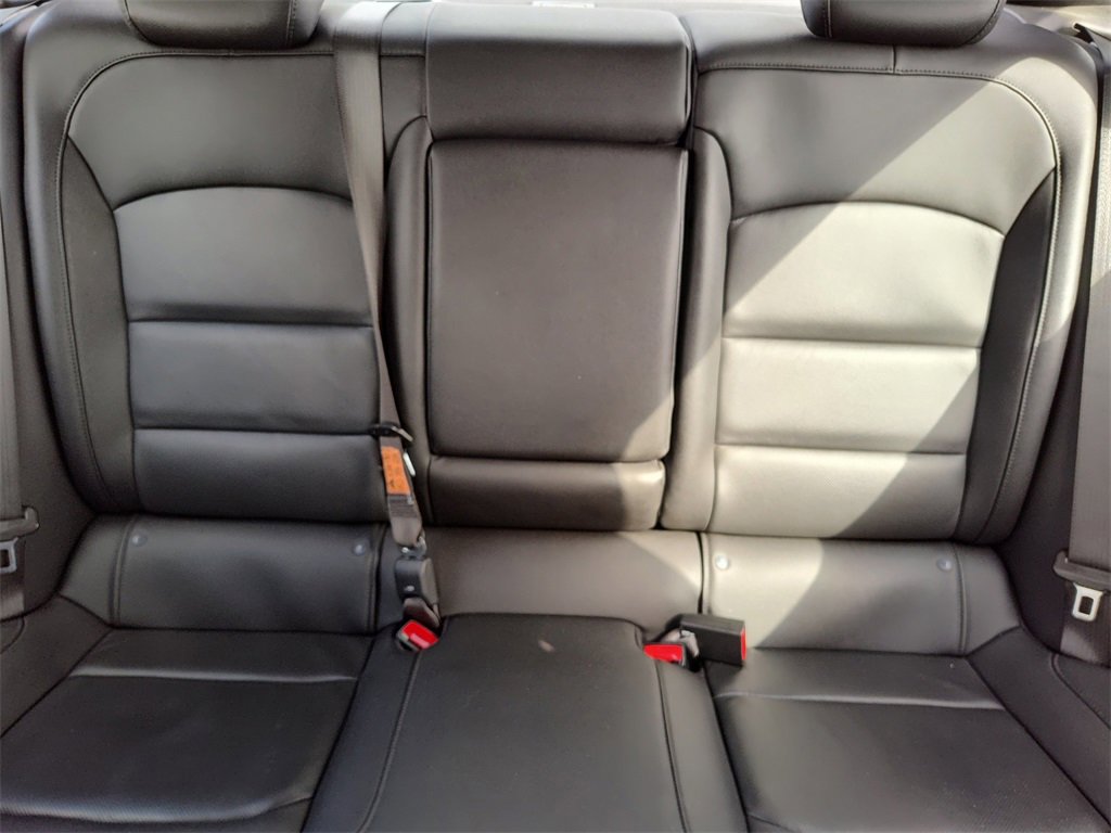 Used 2024 Chevrolet Malibu LT image 36