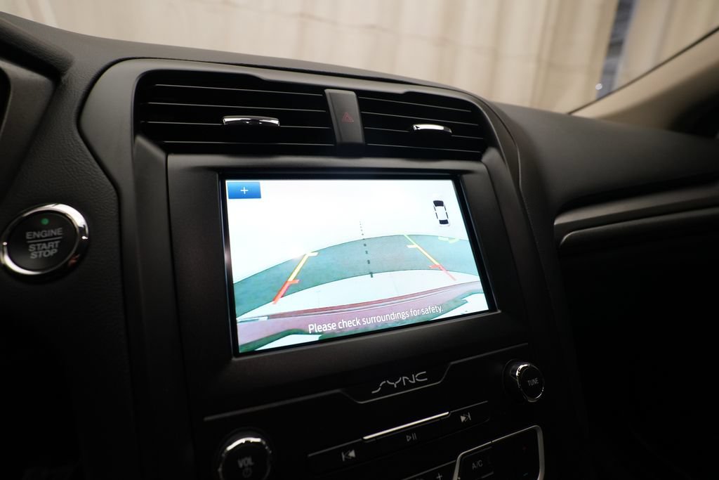 Used 2020 Ford Fusion SE w/ Equipment Group 151A FWD image 21