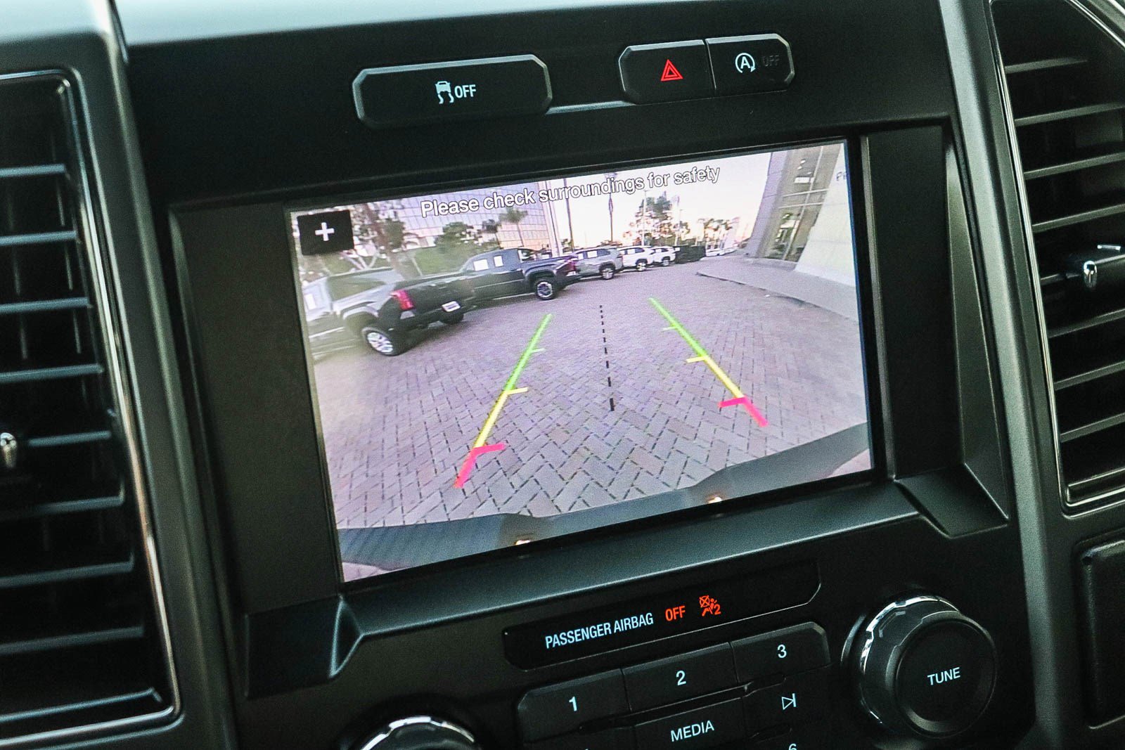 Used 2019 Ford F150 XLT w/ Equipment Group 302A Luxury image 26