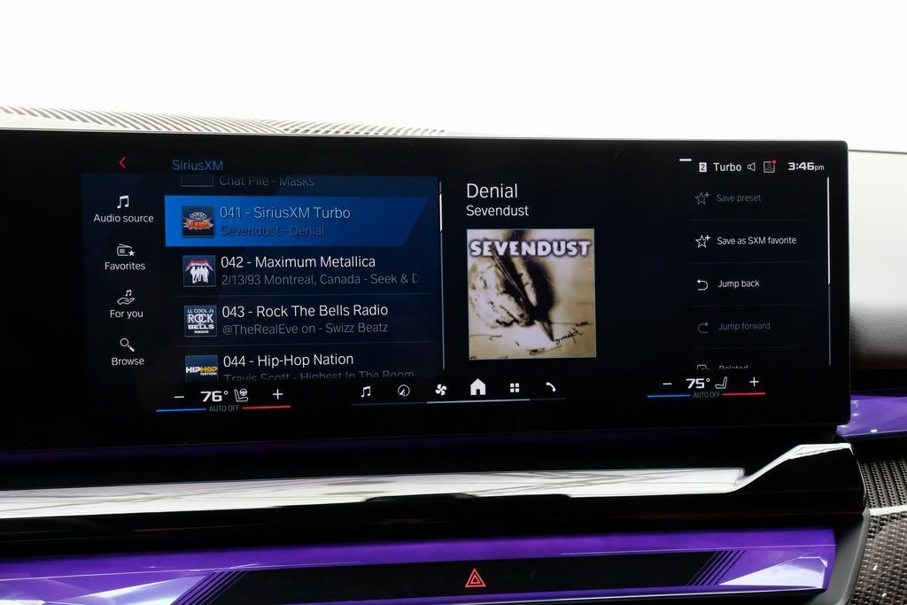 Used 2025 BMW M5 w/ Carbon Package image 21