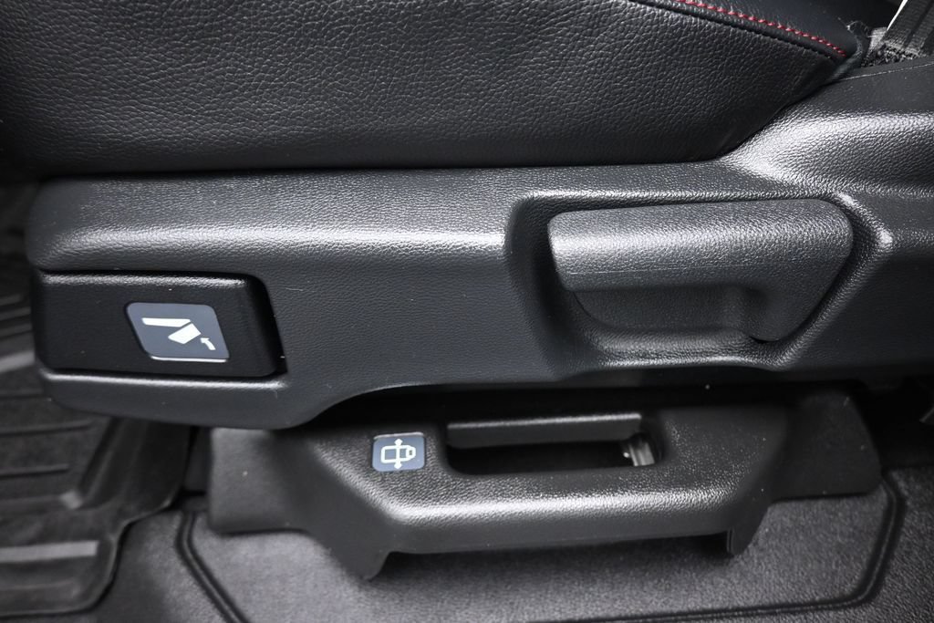Used 2024 Honda Odyssey Sport image 32