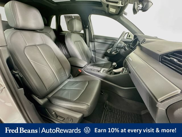 Used 2023 Audi Q3 2.0T Premium w/ Convenience Package AWD/4WD image 34