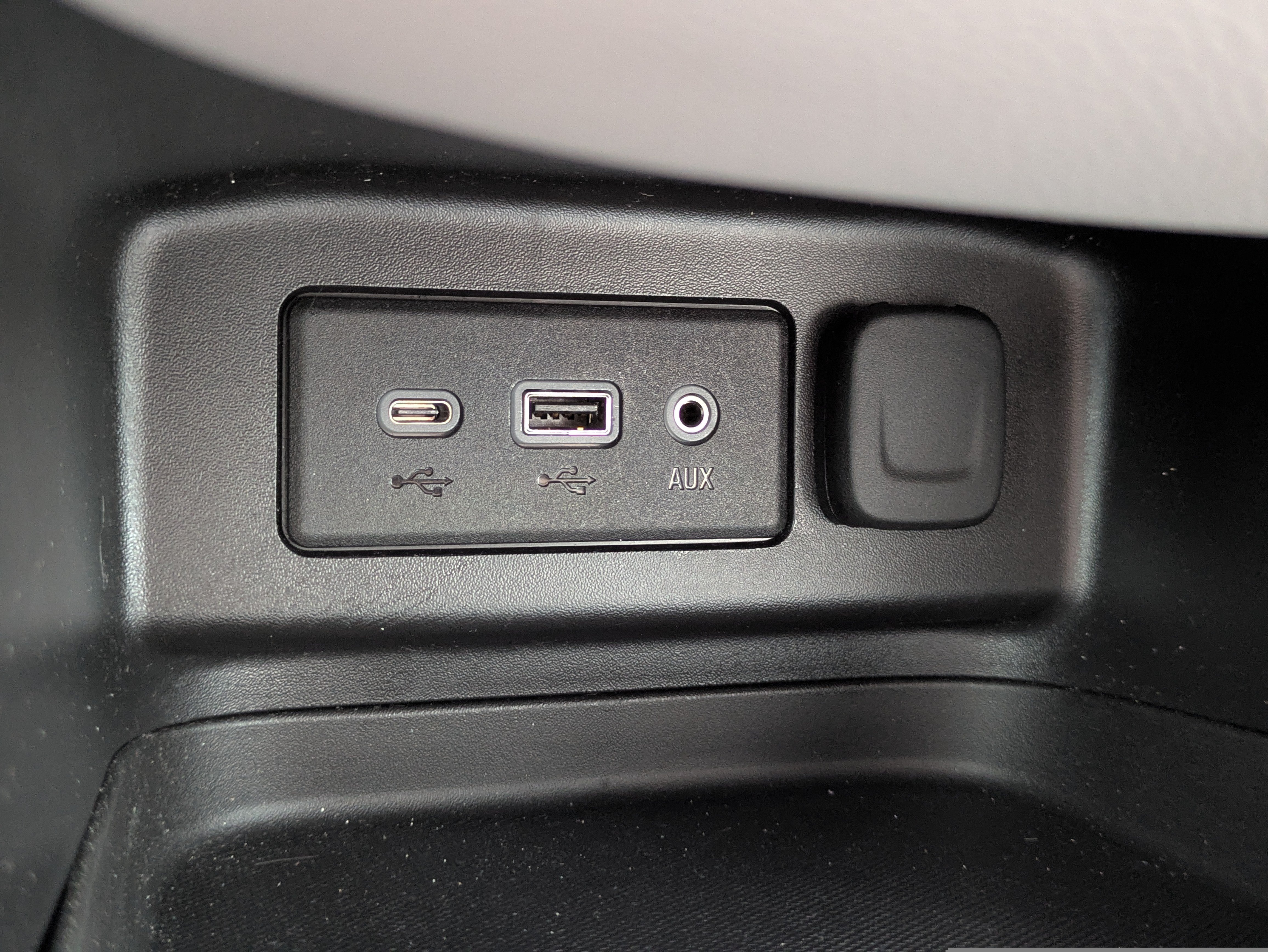 Used 2020 Chevrolet Equinox LT FWD image 25
