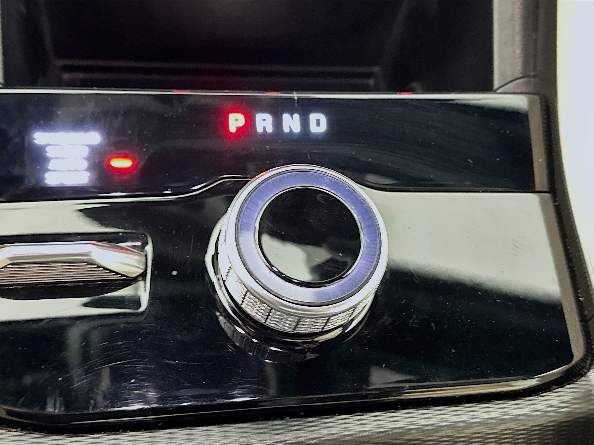 Used 2024 Jeep Grand Cherokee Limited image 24