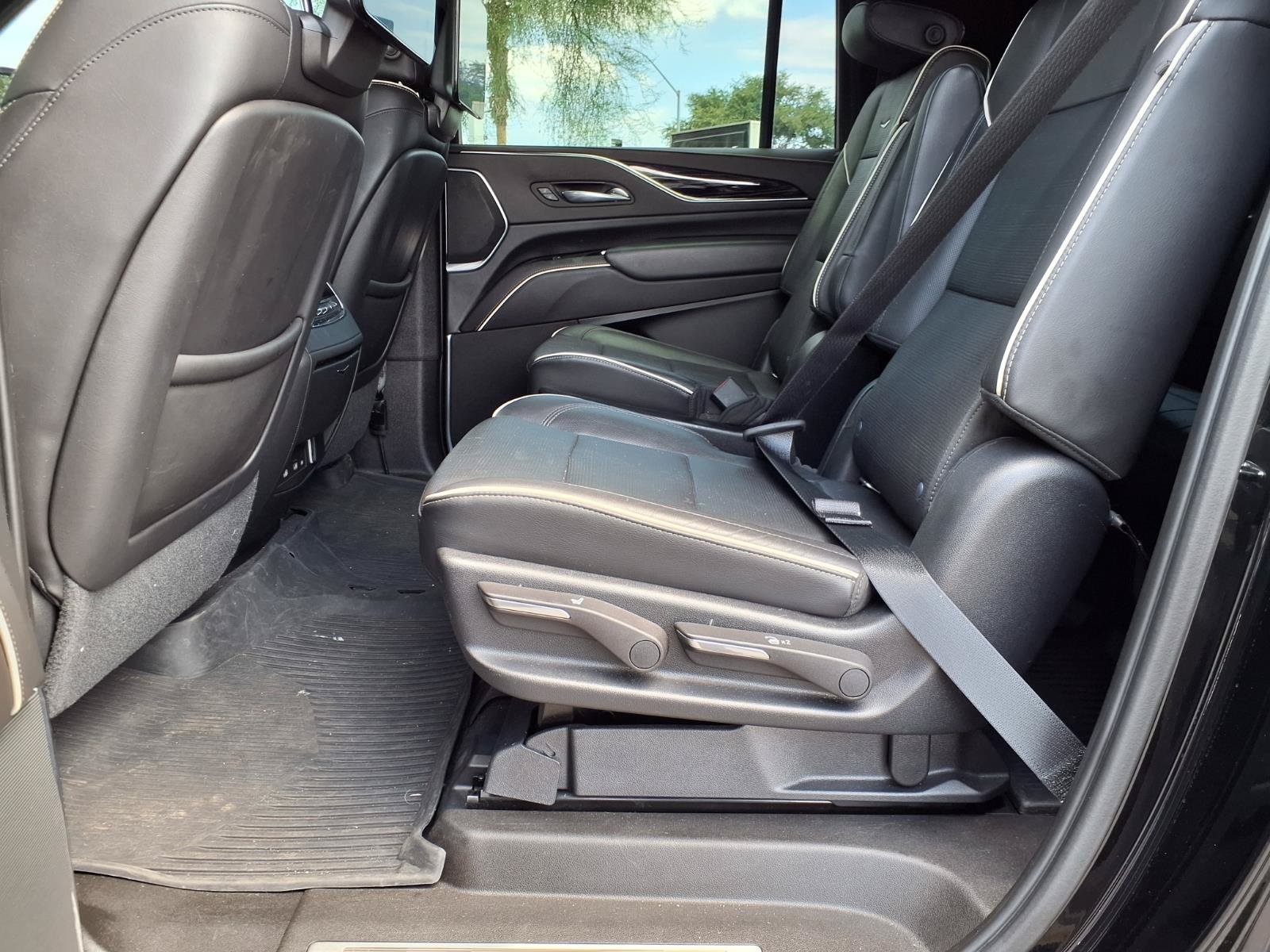 Used 2021 Cadillac Escalade ESV Sport w/ Driver Assist Tech Package AWD/4WD image 16