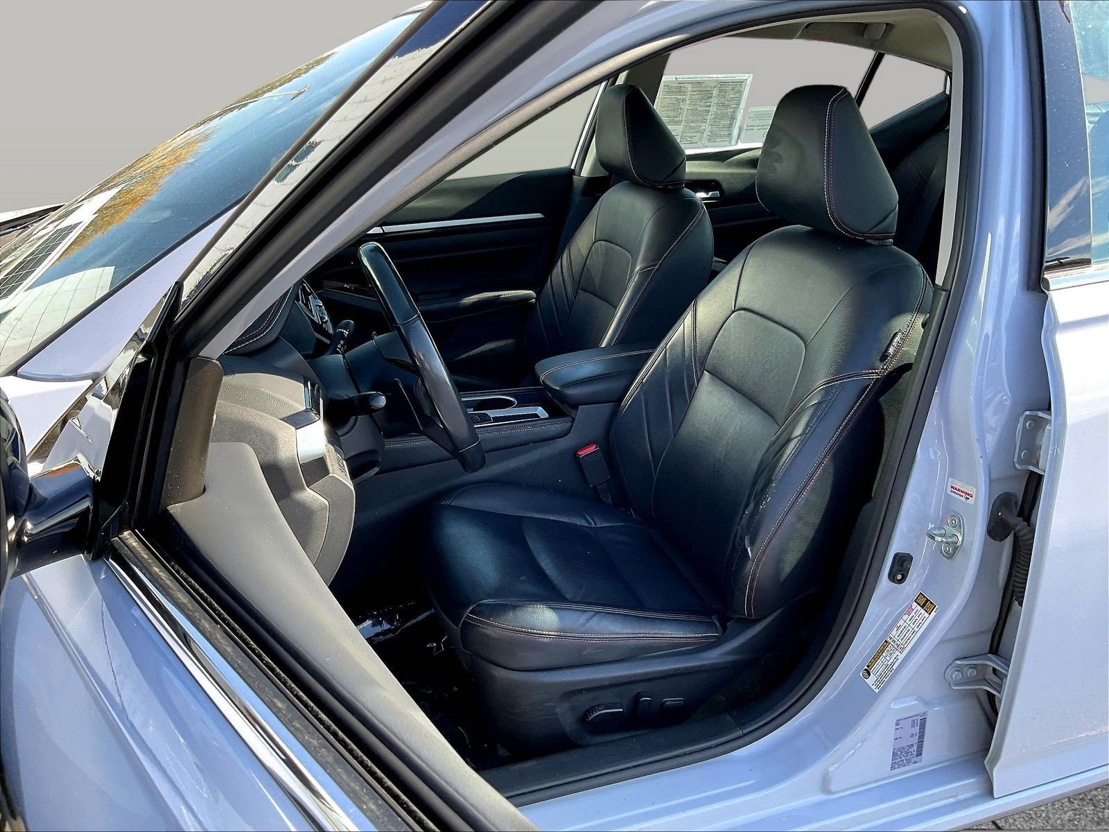 Certified 2024 Nissan Altima 2.5 SR w/ SR Premium Package FWD image 24