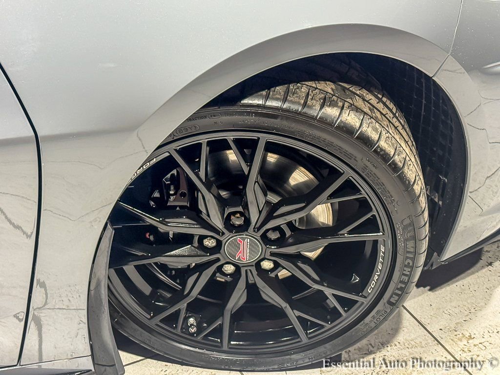 Used 2024 Chevrolet Corvette Stingray Premium Conv image 13