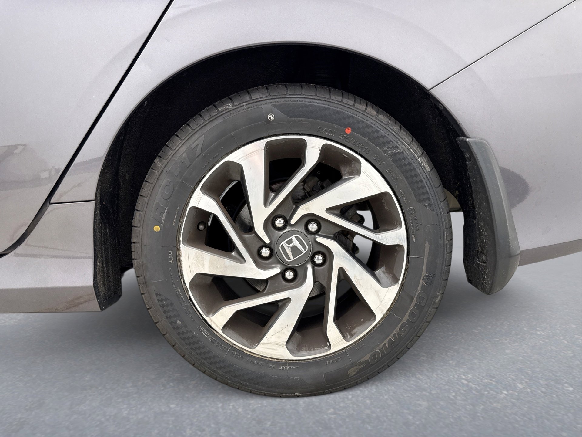 Used 2018 Honda Civic EX image 12