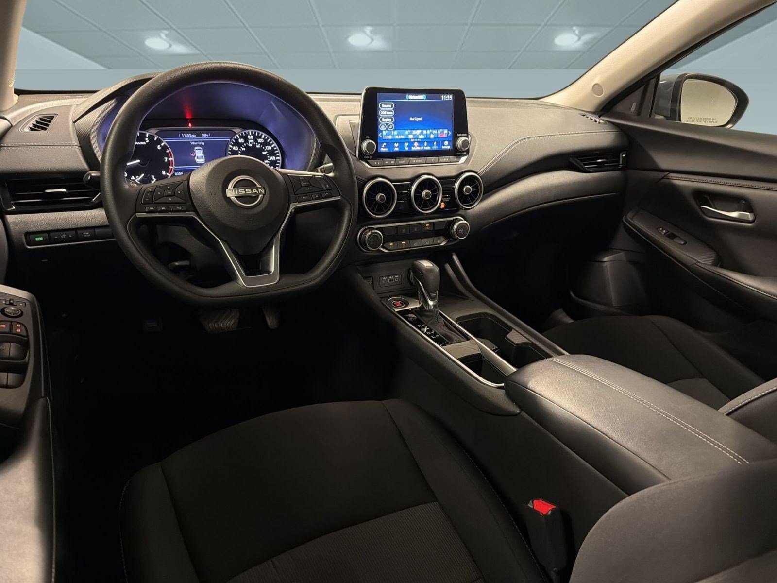 Used 2024 Nissan Sentra SV FWD image 29