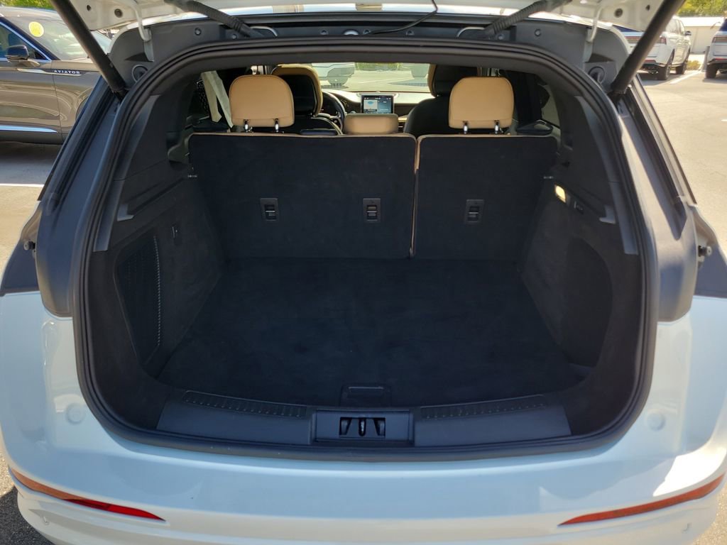 Certified 2022 Lincoln Corsair Reserve w/ Equipment Group 201A image 7