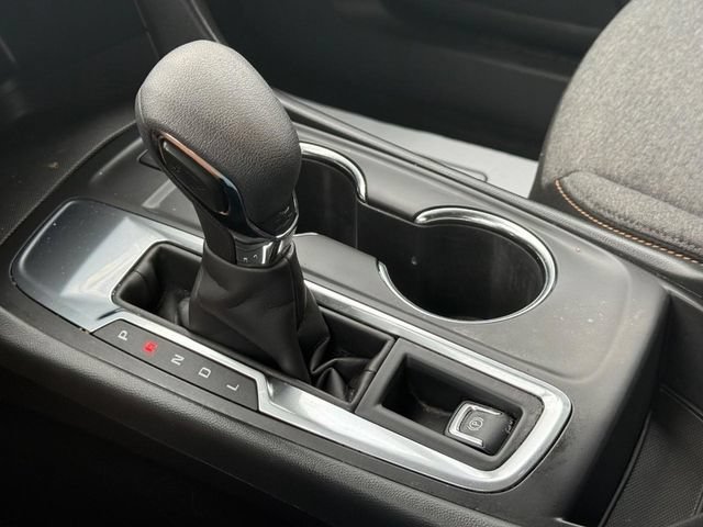 Used 2024 Chevrolet Equinox LT FWD image 19