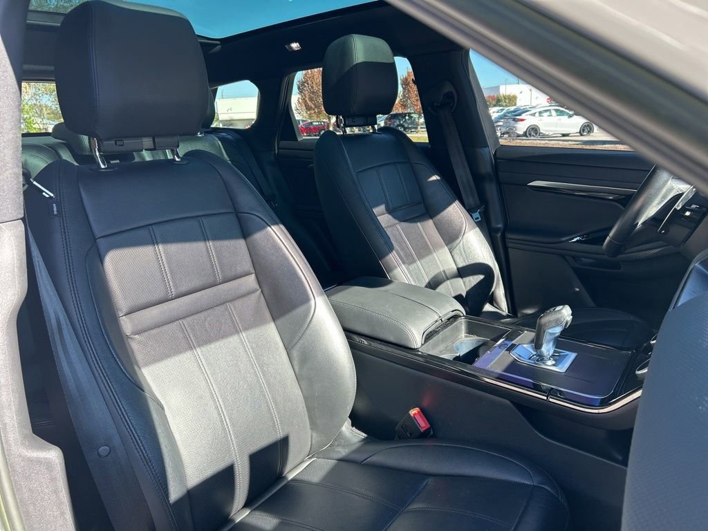 Used 2023 Land Rover Range Rover Evoque R-Dynamic S image 45