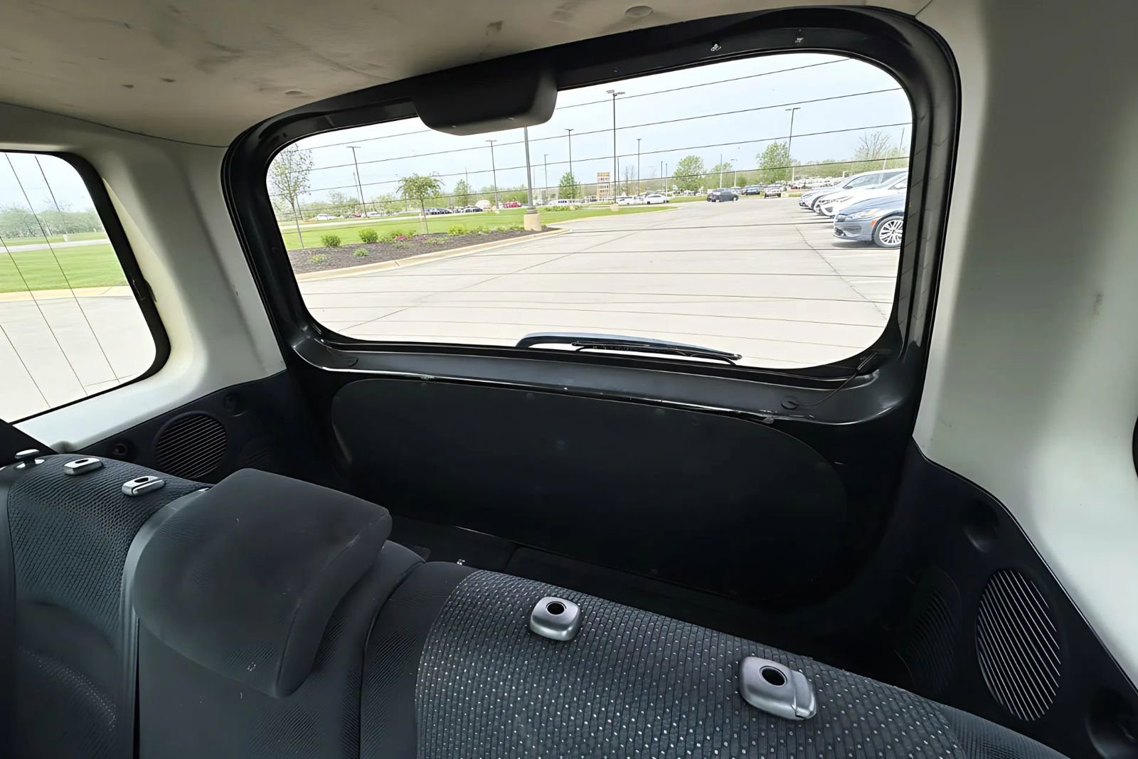 Used 2006 Scion xB Hatchback 4D image 11