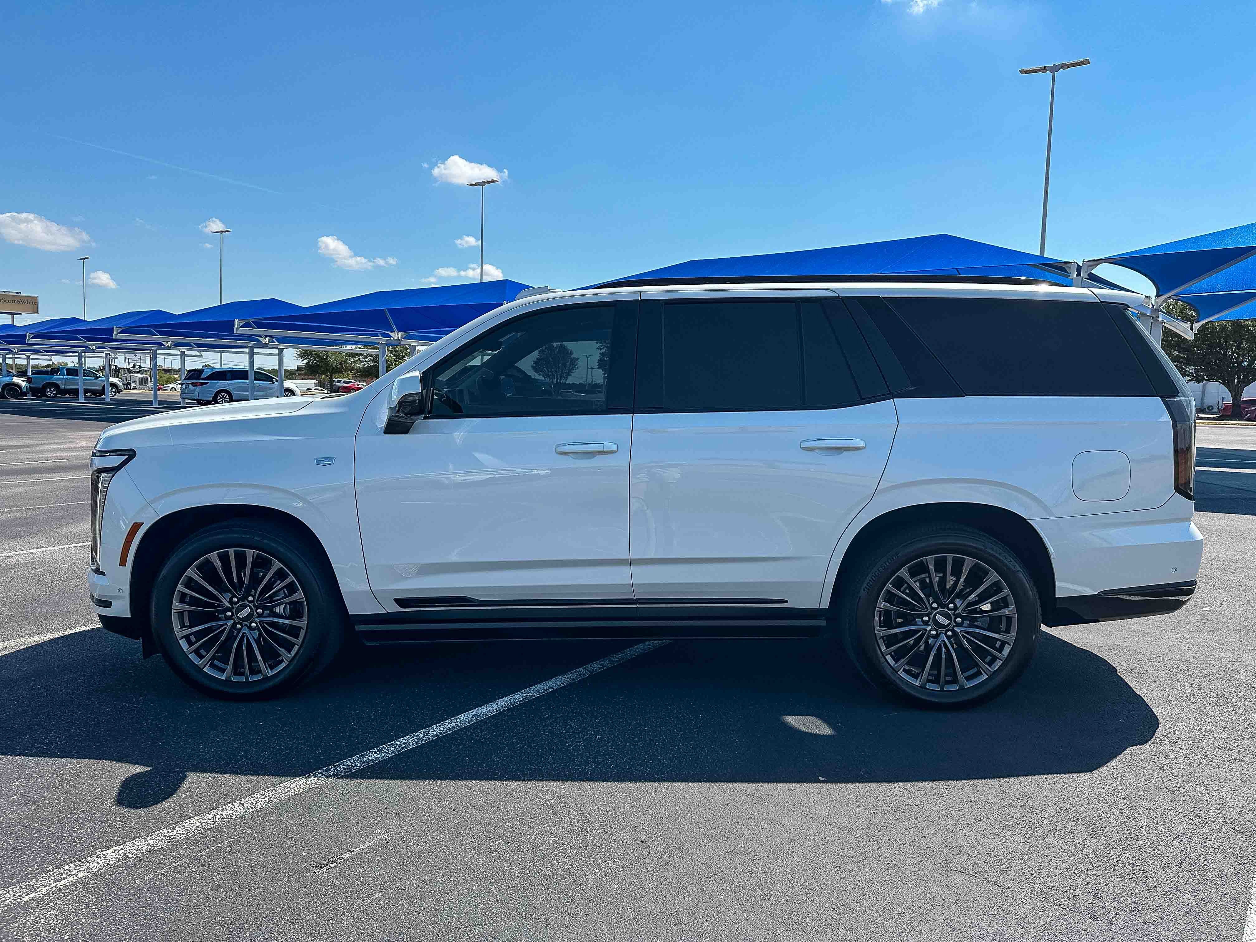 Used 2025 Cadillac Escalade Sport Platinum AWD/4WD image 9