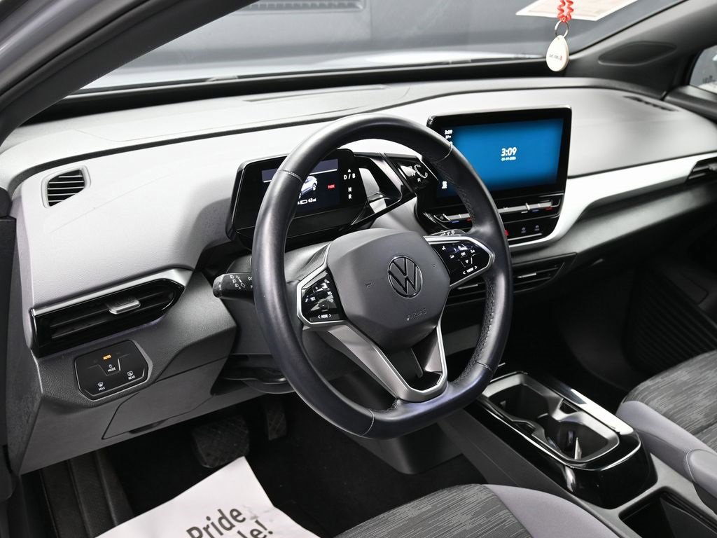 Used 2022 Volkswagen ID.4 Pro image 17