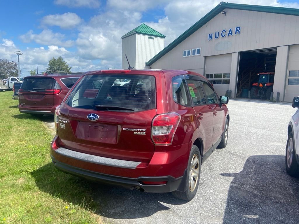 Used 2014 Subaru Forester 2.5i AWD/4WD image 5