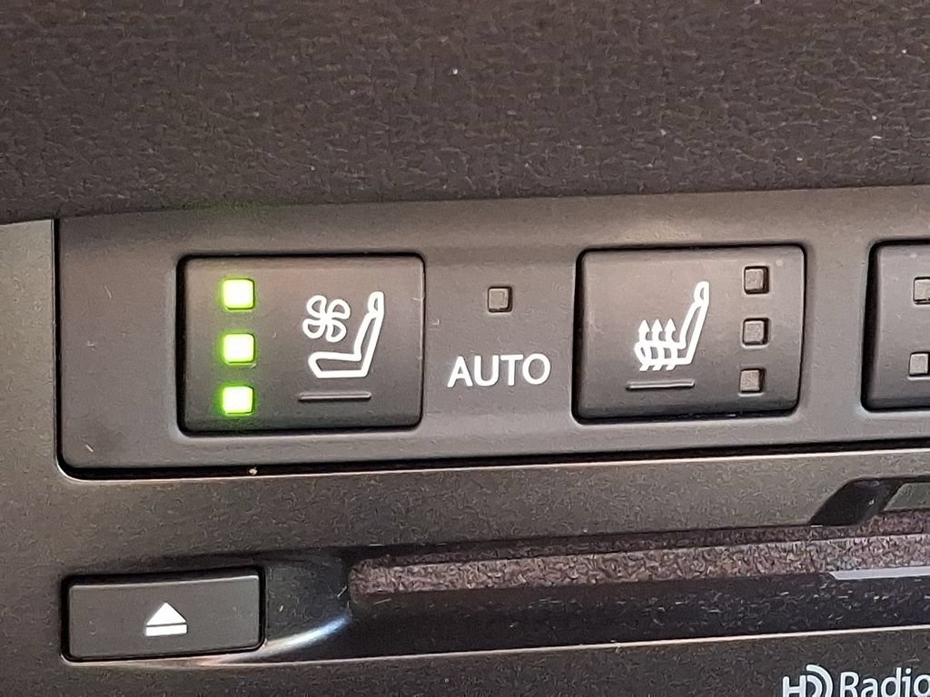 Used 2021 Lexus ES 250 w/ Premium Package AWD/4WD image 25