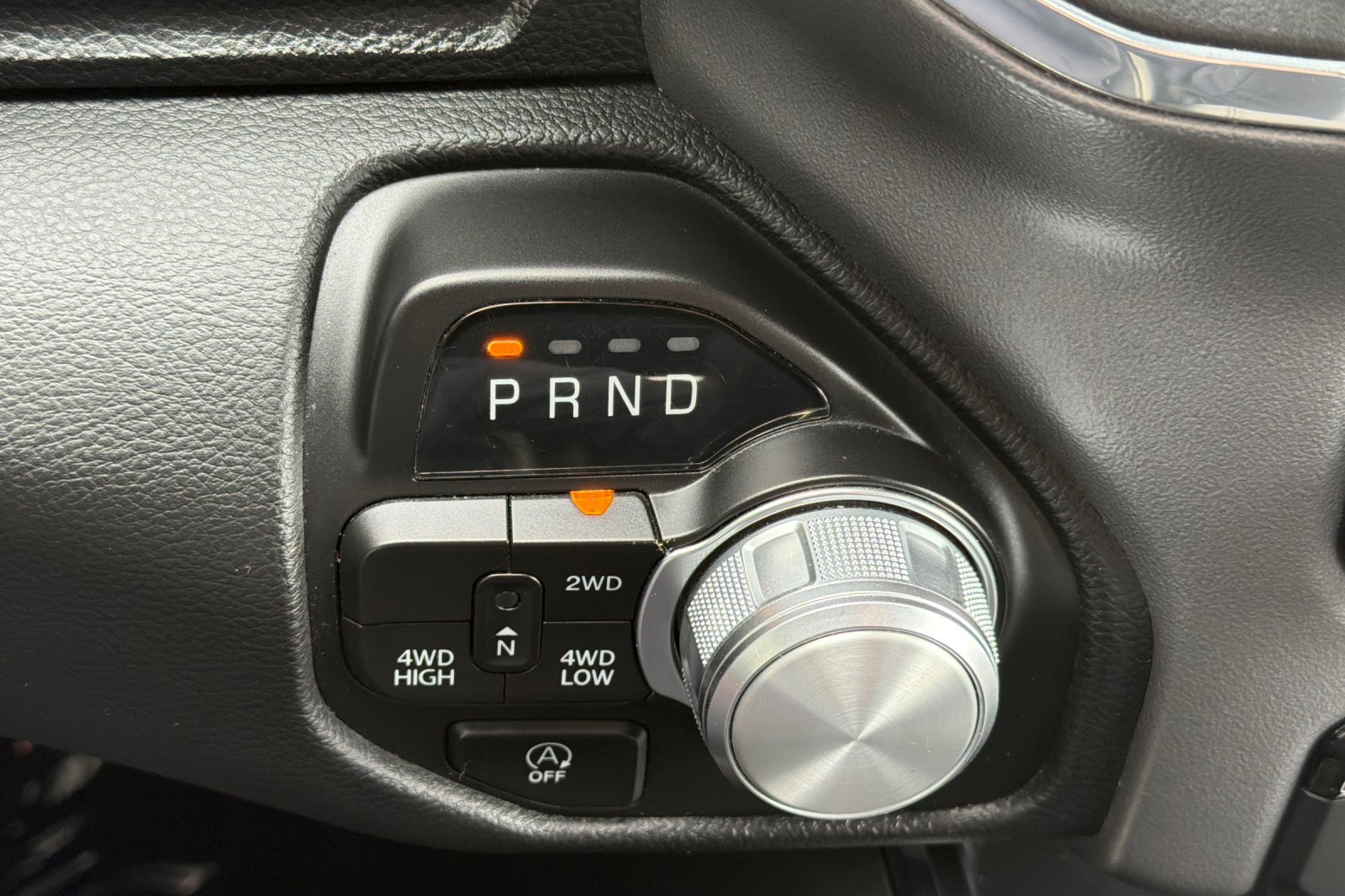 Used 2024 RAM 1500 Laramie image 20