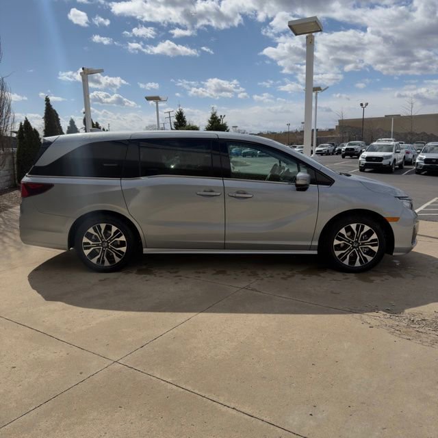 New 2026 Honda Odyssey Elite image 6