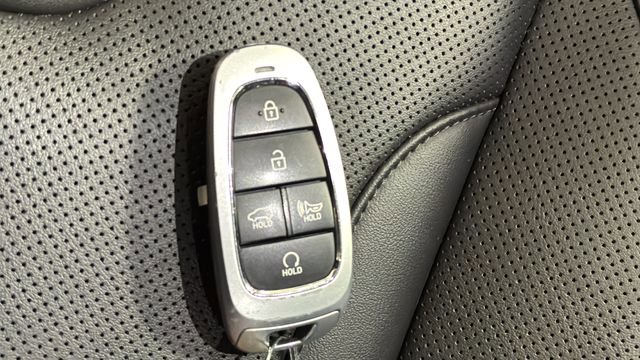 Used 2024 Hyundai Palisade SEL image 21
