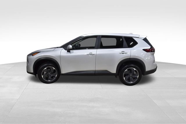Used 2025 Nissan Rogue SV image 6