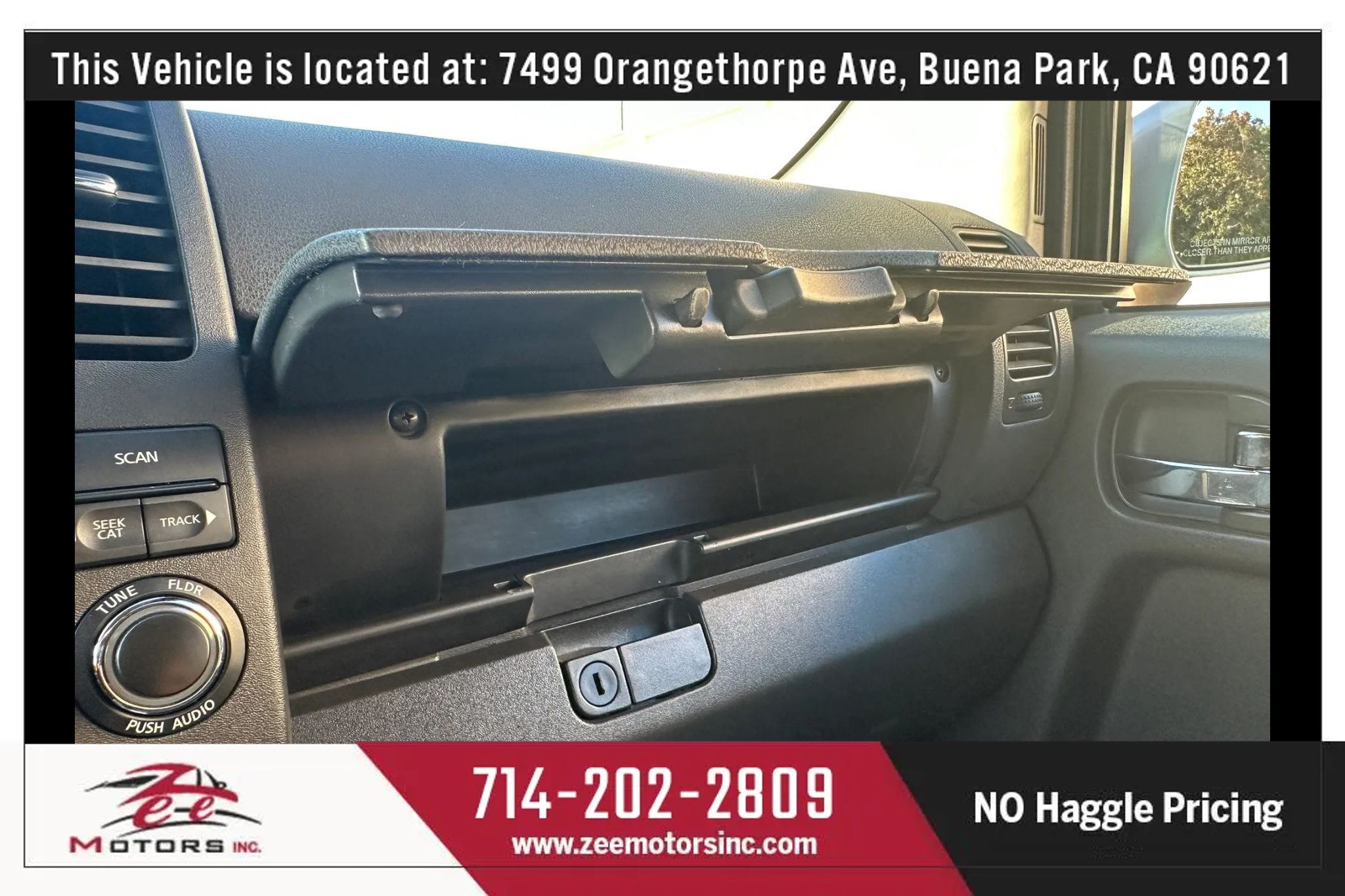 Used 2011 Nissan Pathfinder SV RWD image 40