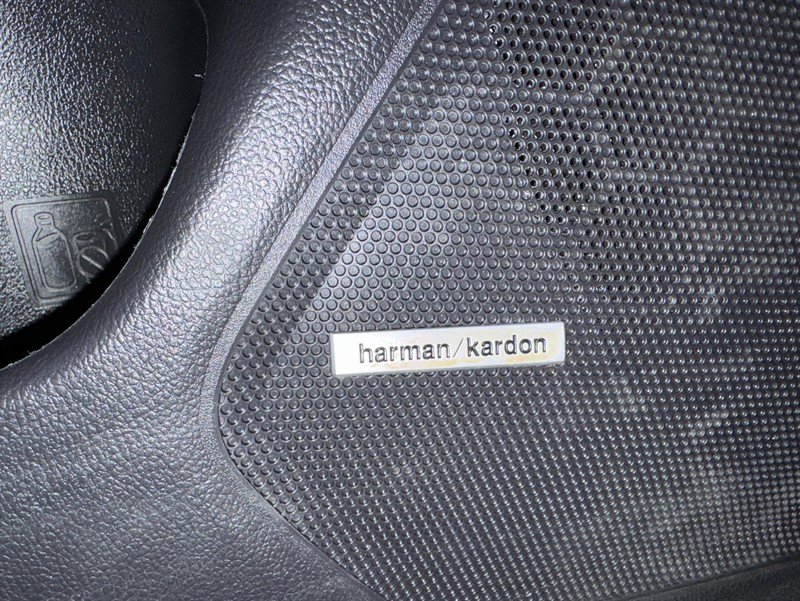Used 2019 Subaru Outback 3.6R Limited image 14