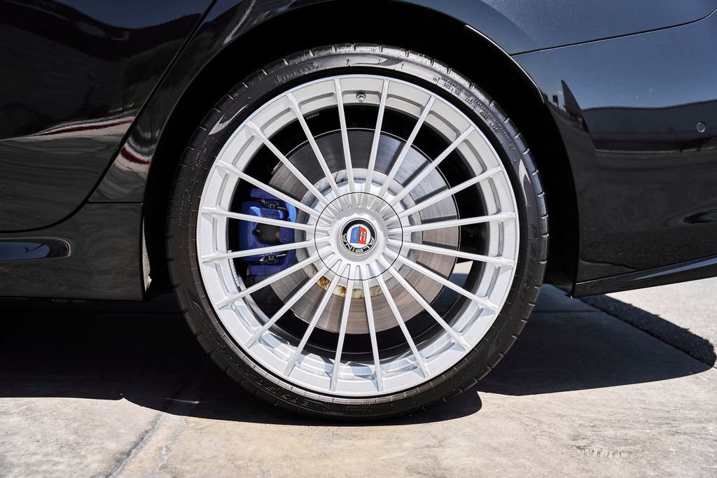 Used 2025 BMW ALPINA B8 xDrive Gran Coupe AWD/4WD image 27
