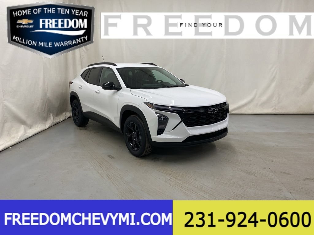 New 2026 Chevrolet Trax LT w/ Driver Confidence Package FWD image 1