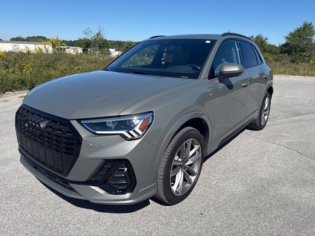 Used 2025 Audi Q3 2.0T Premium AWD/4WD image 7