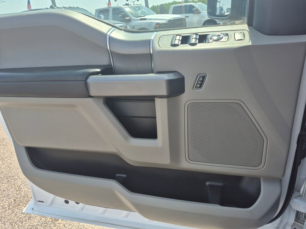 Used 2022 Ford F250 XLT w/ XLT Premium Package AWD/4WD image 16