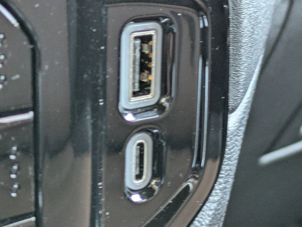 Used 2024 Chevrolet Silverado 1500 High Country w/ High Country Premium Package image 24