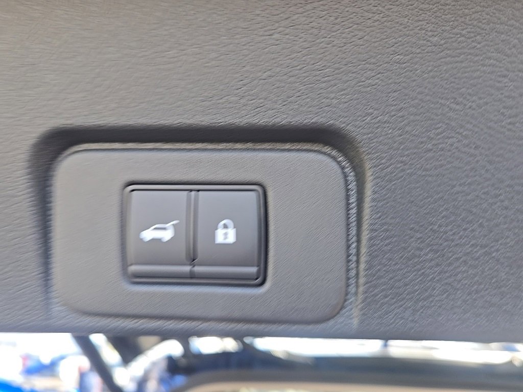 New 2026 Nissan Rogue Platinum image 42