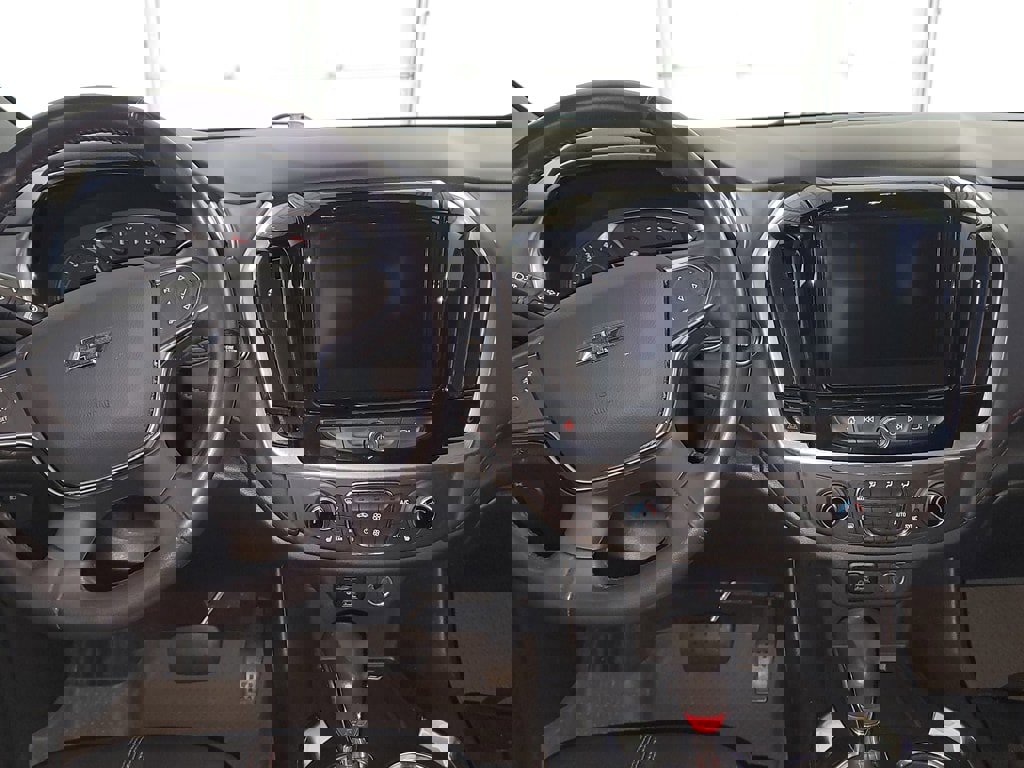 Used 2022 Chevrolet Traverse RS image 17