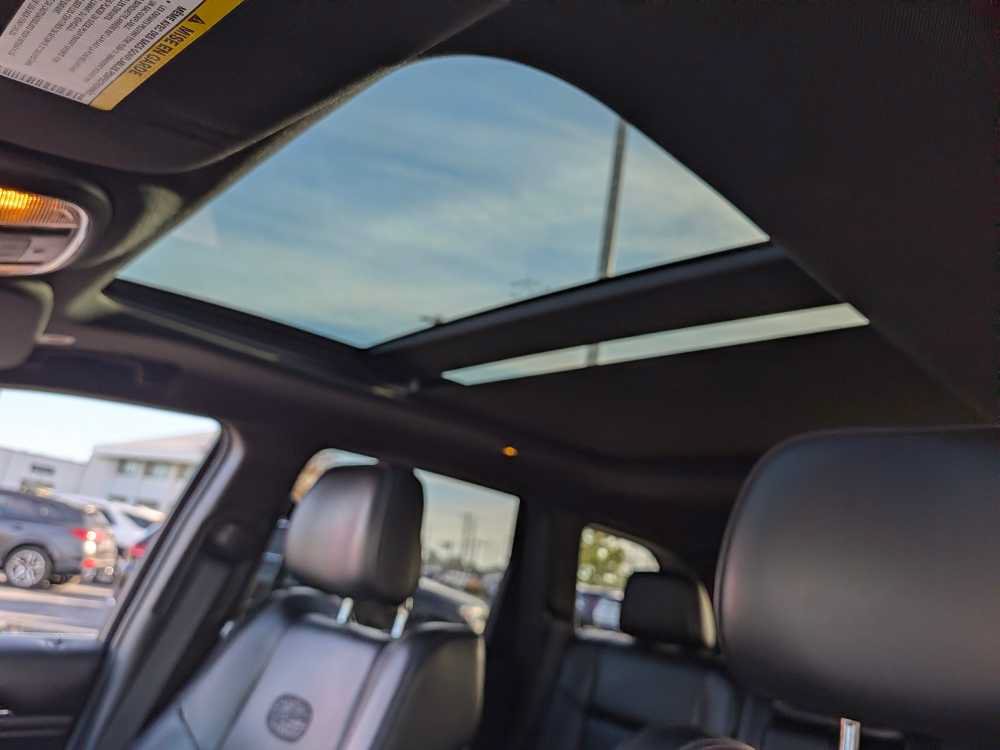 Used 2017 Jeep Grand Cherokee Overland AWD/4WD image 17