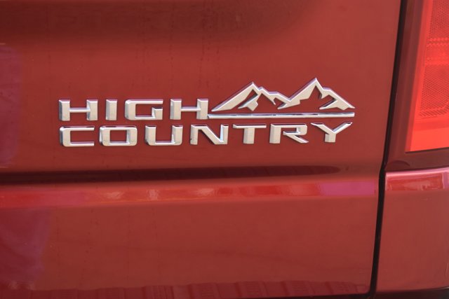 Used 2024 Chevrolet Silverado 1500 High Country w/ Technology Package image 8