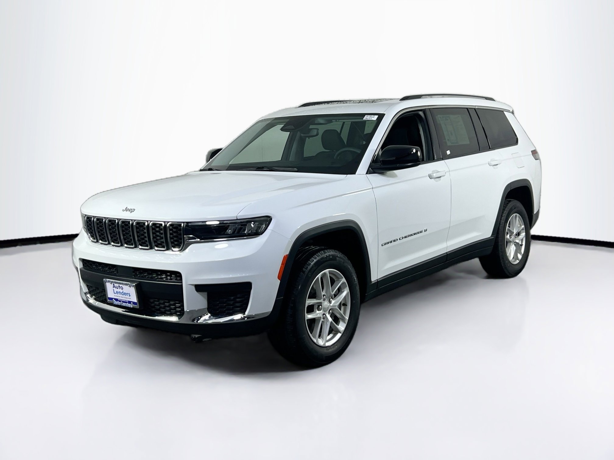 Used 2023 Jeep Grand Cherokee L Laredo
