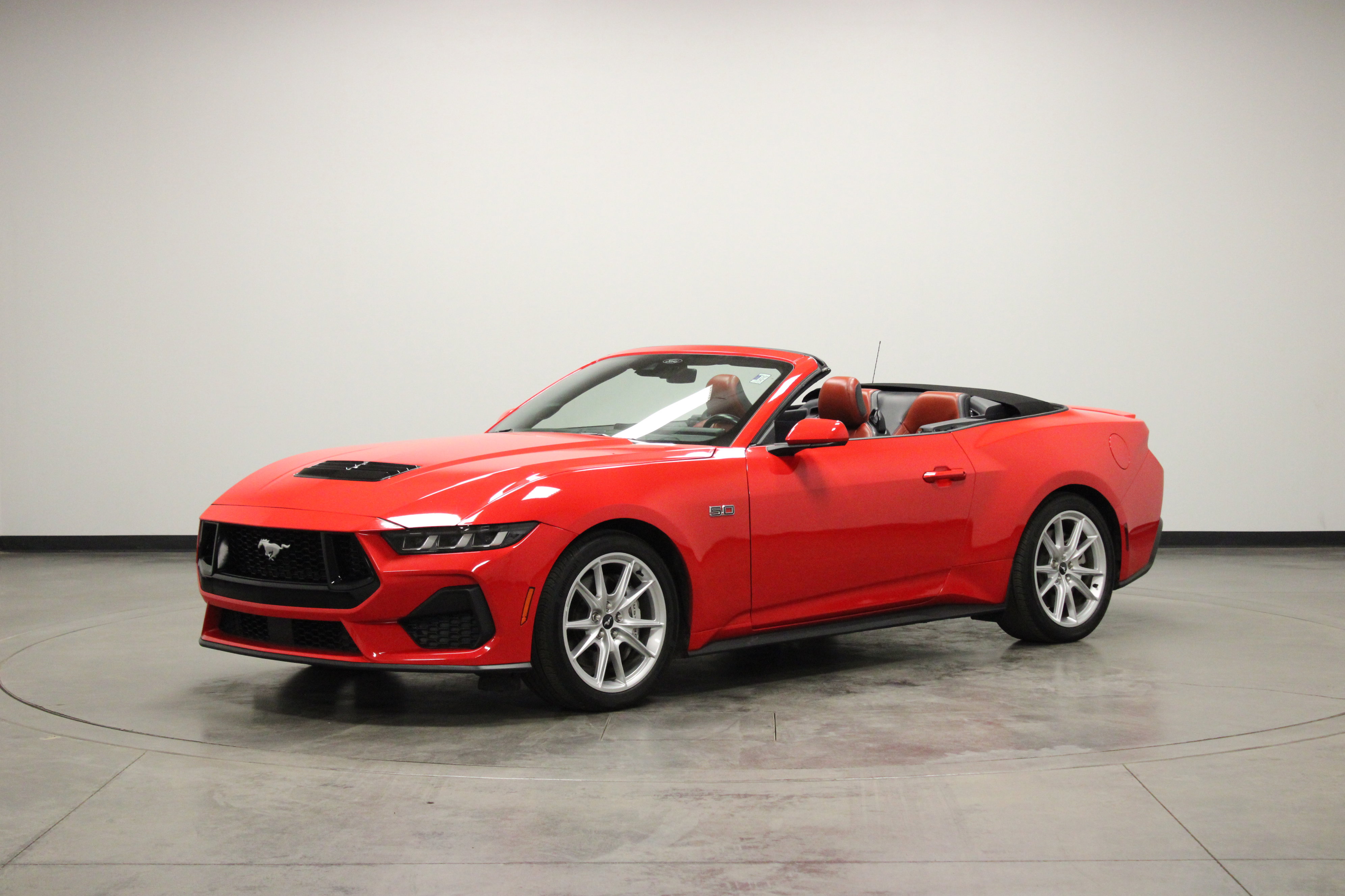 Used 2024 Ford Mustang GT Premium image 13