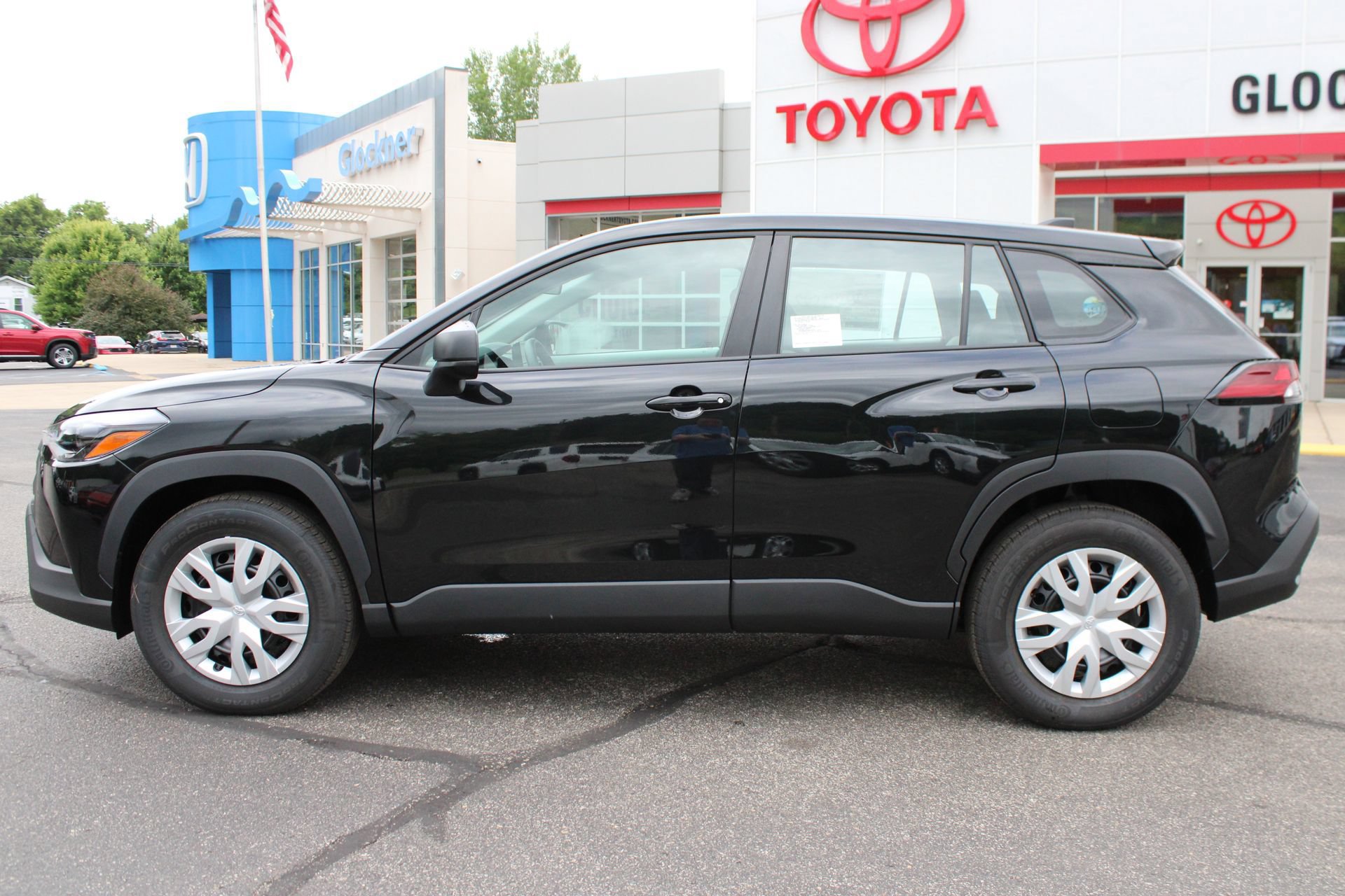 New 2026 Toyota Corolla Cross L AWD/4WD image 11