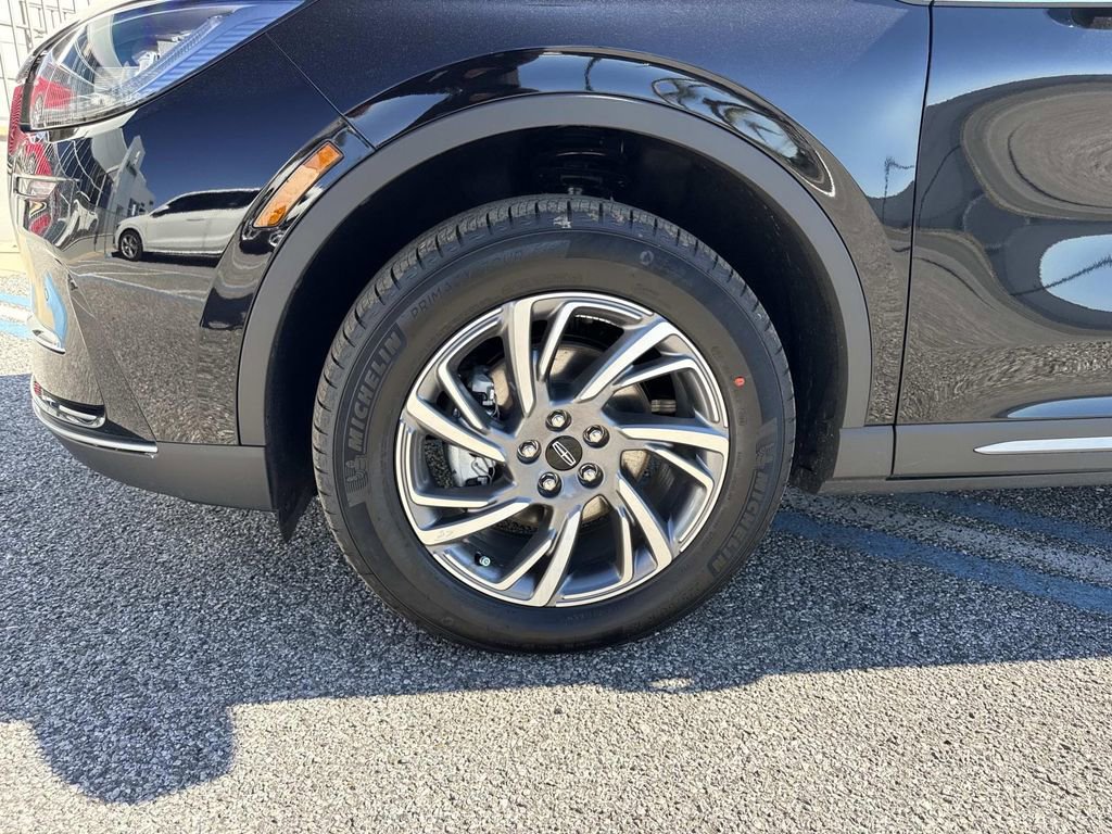 New 2026 Lincoln Corsair Premiere image 10