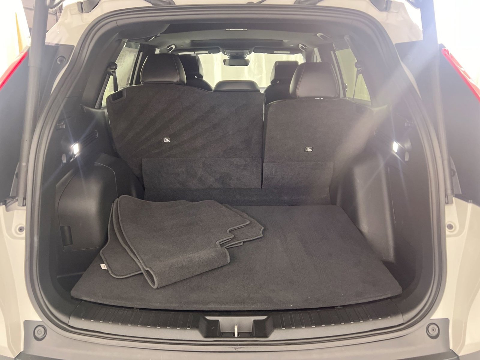 Used 2024 Honda CR-V Sport Touring image 27