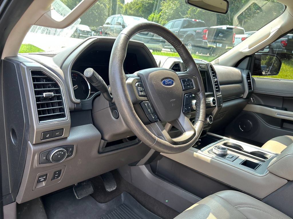 Certified 2019 Ford Expedition Max XLT w/ Equipment Group 202A RWD image 10