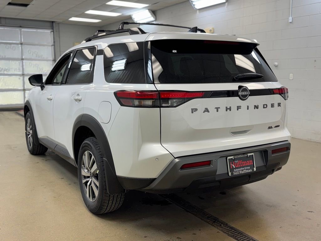 New 2026 Nissan Pathfinder SL image 7