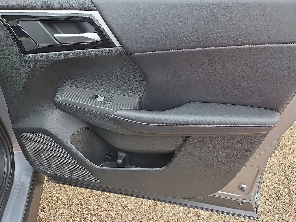 Used 2024 Mitsubishi Outlander SE AWD/4WD image 14