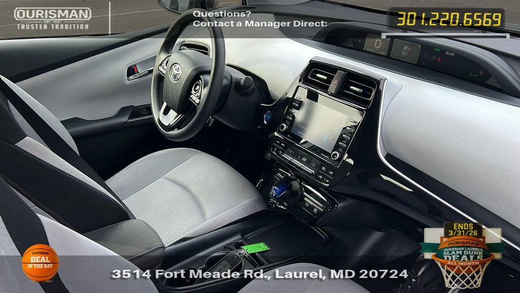 Used 2022 Toyota Prius LE image 12