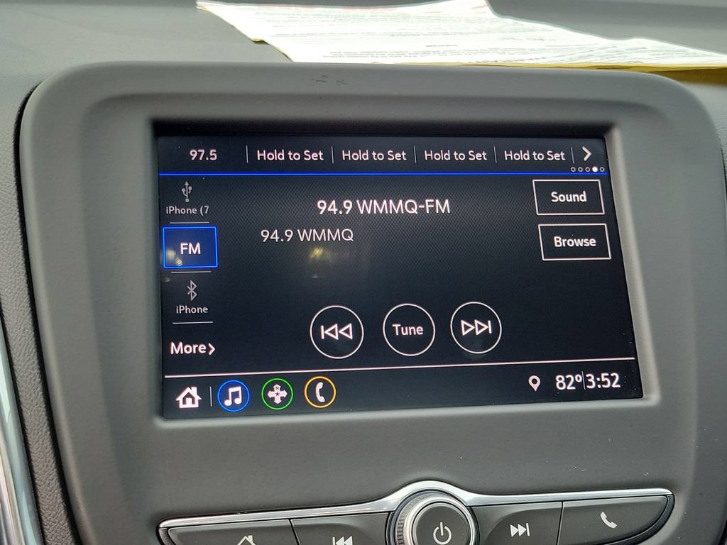 Used 2020 Chevrolet Equinox LT FWD image 16