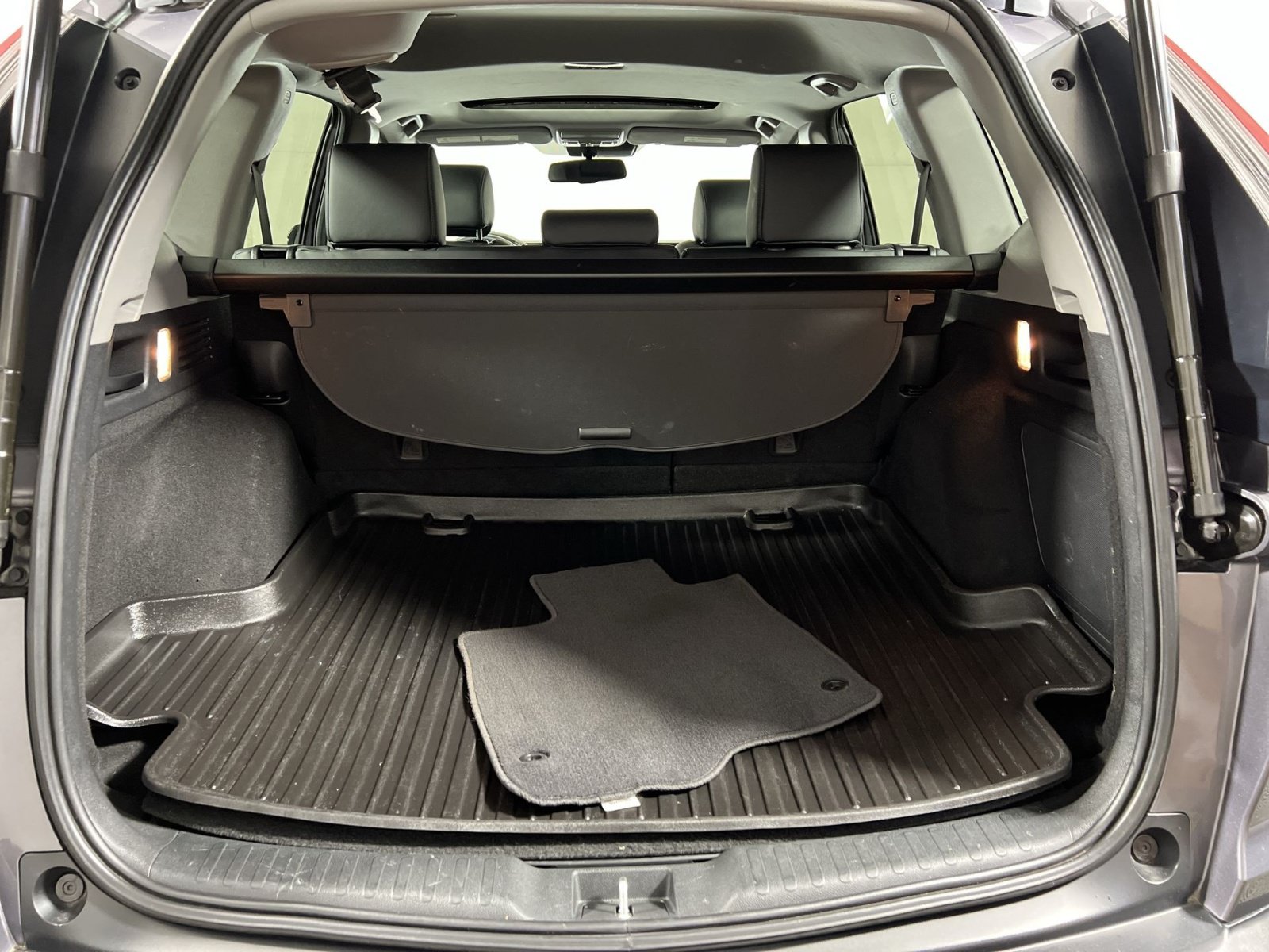 Used 2022 Honda CR-V Touring image 26